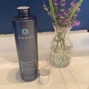 NWT Monat Advanced Hydration Shampoo